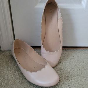 Nude Flats